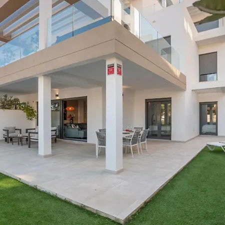 Luxury 3br Garden