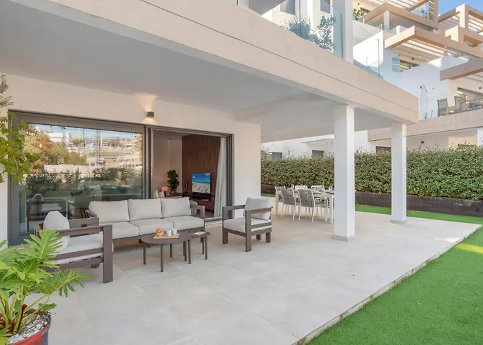 Luxury 3br Garden アパート