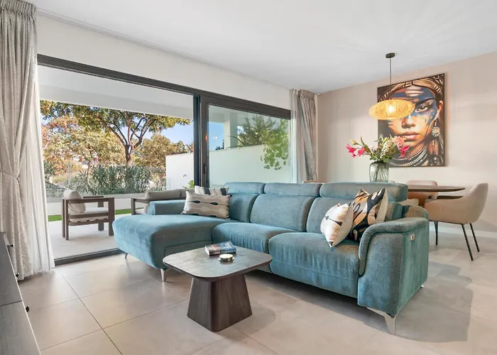 Appartement Luxury 3br Garden Estepona
