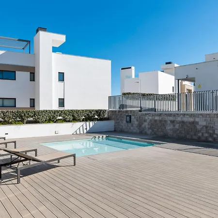 Διαμέρισμα Luxury 3br Garden *